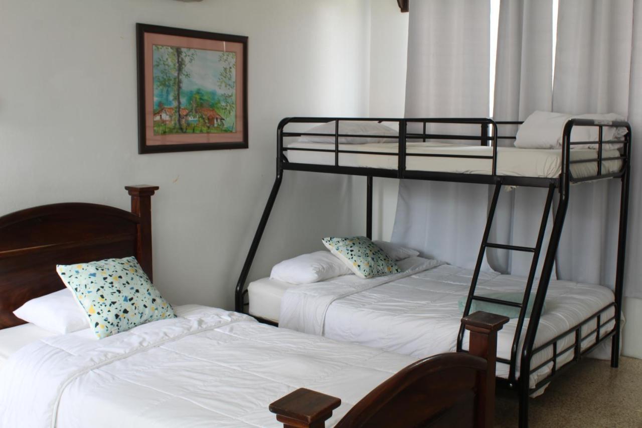 Hotel Cañas מראה חיצוני תמונה