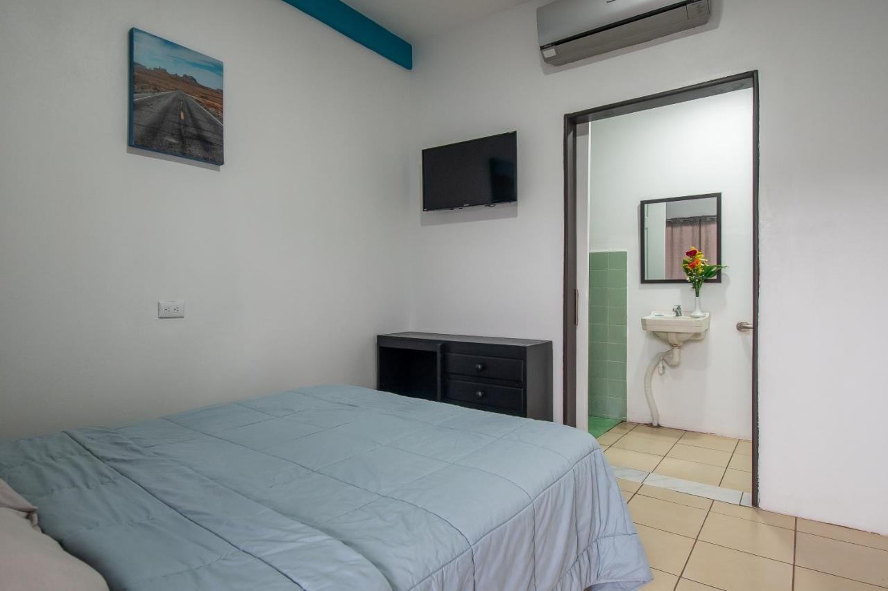 Hotel Cañas מראה חיצוני תמונה